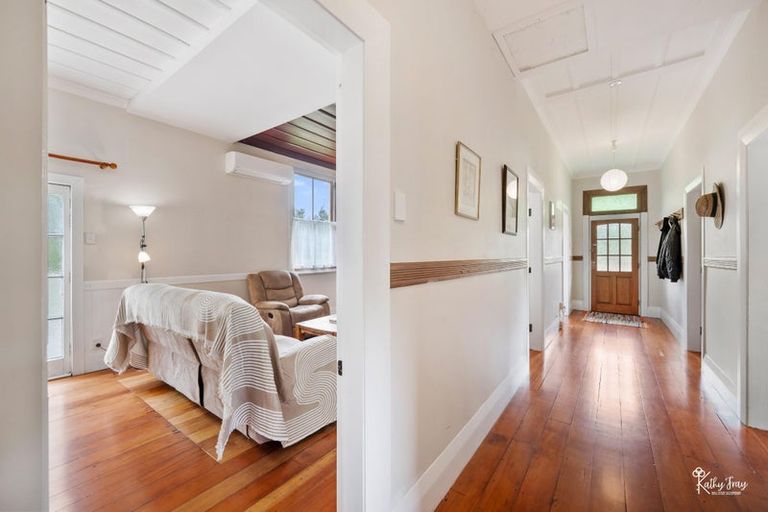 Photo of property in 27 Donnellys Station Road, Donnellys Crossing, Dargaville, 0379