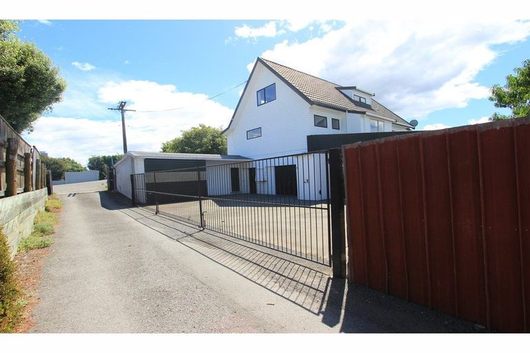 Photo of property in 1 Henry Street, Blenheim, 7201