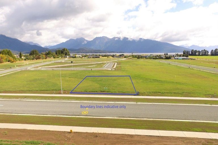 Photo of property in 20 Marakura Drive, Te Anau, 9600