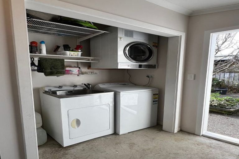 Photo of property in 16b Aparima Avenue, Miramar, Wellington, 6022