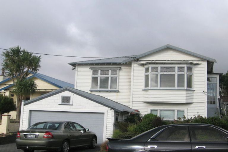 Photo of property in 44 Tanera Crescent, Brooklyn, Wellington, 6021