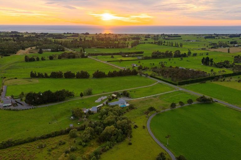 Photo of property in 152 Postmans Road, Kaikoura Flat, Kaikoura, 7371
