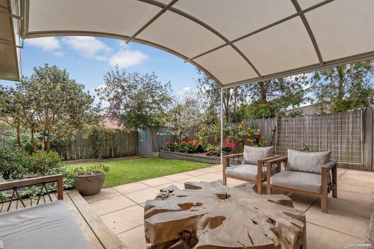 Photo of property in 4 Amherst Place, Albany, Auckland, 0632