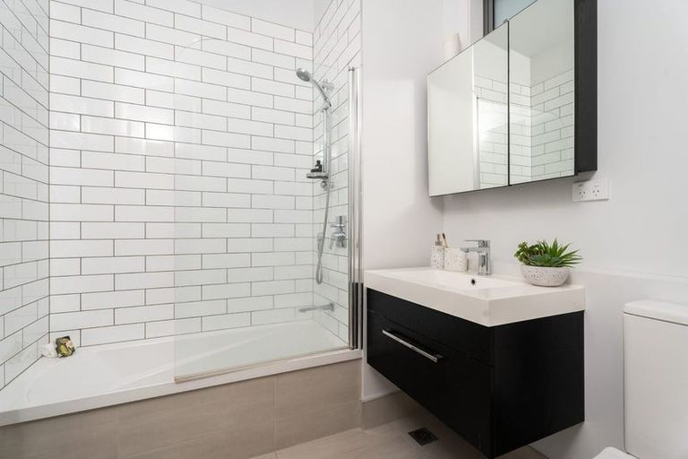 Photo of property in 30u4 Monowai Road, Johnsonville, Wellington, 6037