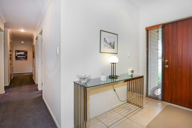 Photo of property in 1 Russell Robertson Drive, Havelock North, 4130