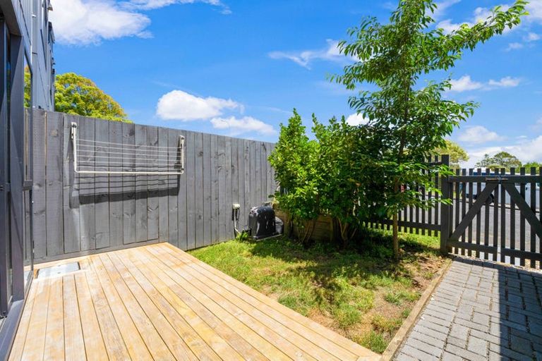 Photo of property in 23d Bayview Road, Bayview, Auckland, 0629