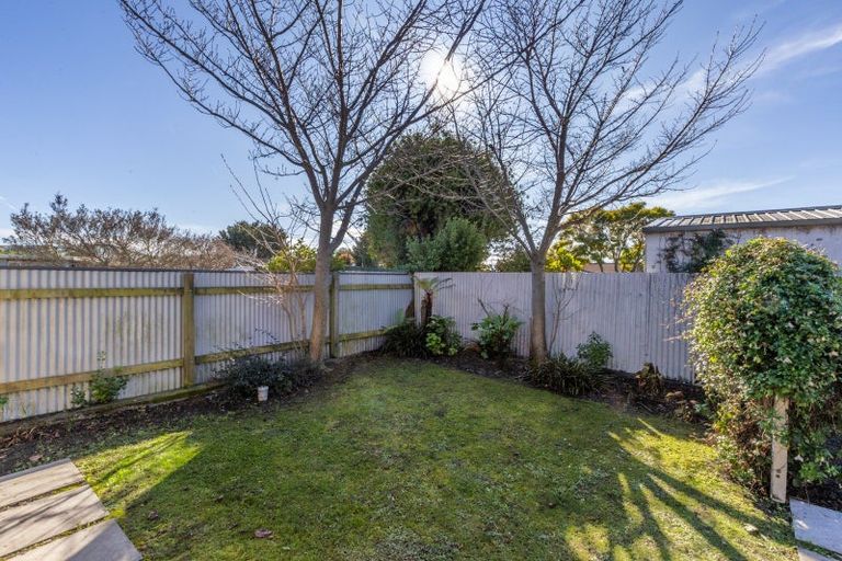 Photo of property in 135a Gloucester Street, Taradale, Napier, 4112
