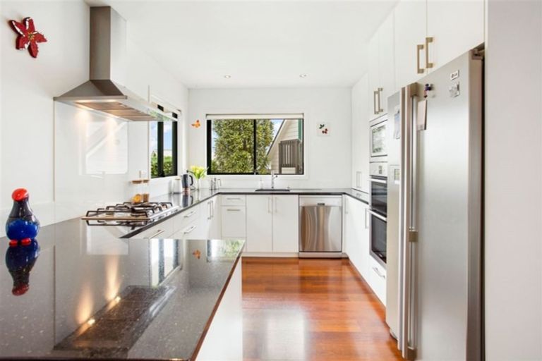Photo of property in 22a/1 Tomo Street, New Lynn, Auckland, 0600