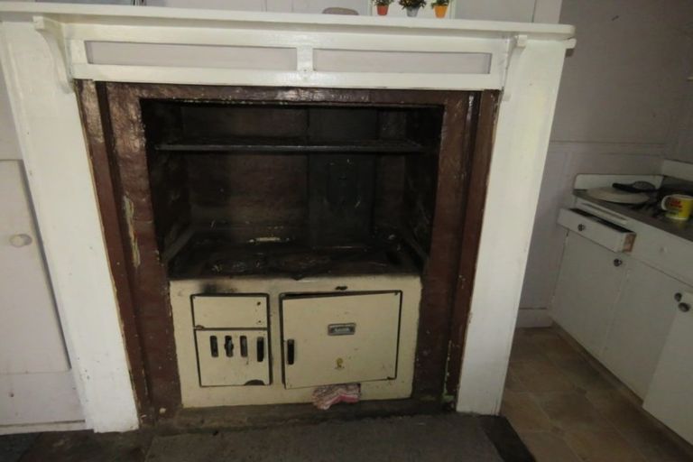 Photo of property in 73 Shiel Street, Reefton, 7830