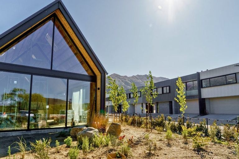 Photo of property in 14 Applewood Place, Casebrook, Christchurch, 8051