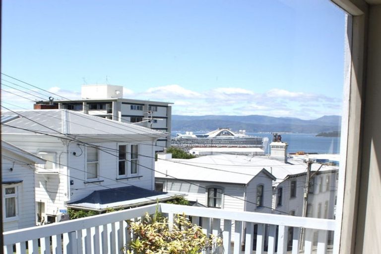 Photo of property in 29 Newman Terrace, Thorndon, Wellington, 6011