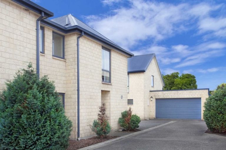 Photo of property in 1022c Colombo Street, St Albans, Christchurch, 8014