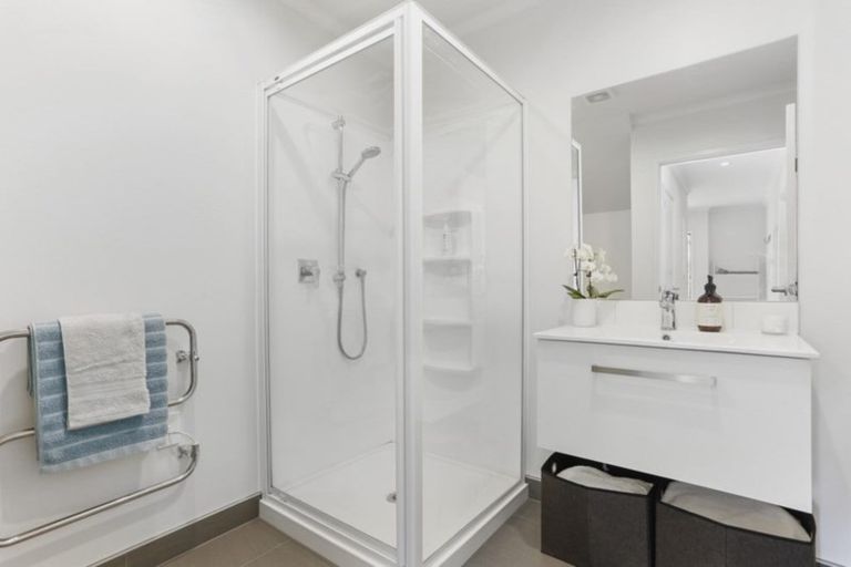 Photo of property in 11 Onekiritea Road, Hobsonville, Auckland, 0616