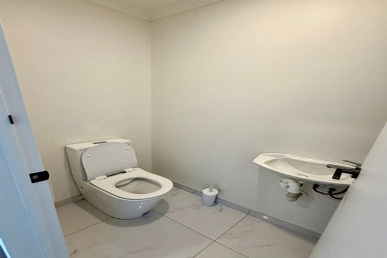 Photo of property in 52 Aspiring Avenue, Clover Park, Auckland, 2019