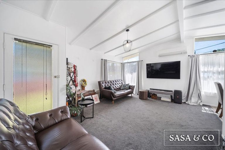 Photo of property in 45 Skipton Street, Mangere East, Auckland, 2024