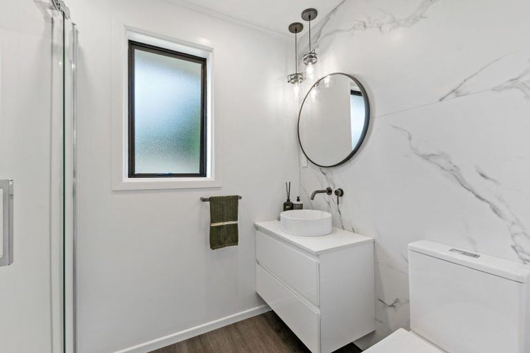 Photo of property in 66 Mcintyre Road, Mangere Bridge, Auckland, 2022