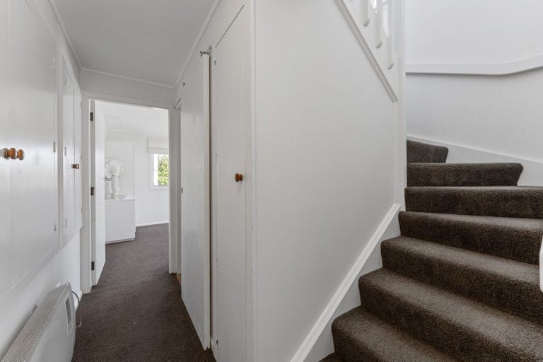 Photo of property in 21 Sunset Street, Hilltop, Taupo, 3330