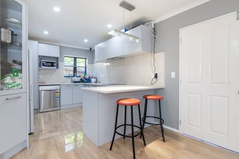 Photo of property in 5a Gordon Road, Papatoetoe, Auckland, 2025