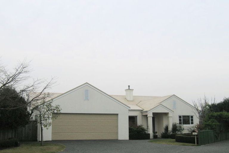 Photo of property in 8a Montague Way, Taradale, Napier, 4112