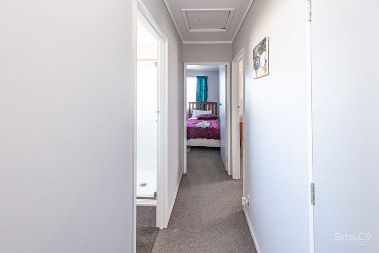 Photo of property in 38 Tongariro Street, Castlecliff, Wanganui, 4501