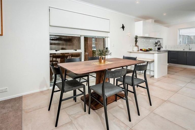 Photo of property in 22 Plover Road, Hobsonville, Auckland, 0616