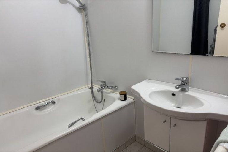 Photo of property in 5 Easdale Street, Kelburn, Wellington, 6012