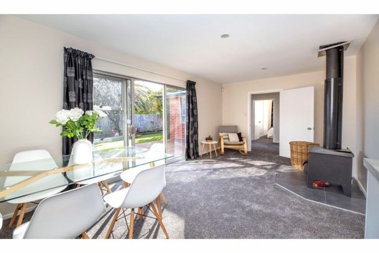 Photo of property in 30 Orrick Crescent, Avondale, Christchurch, 8061