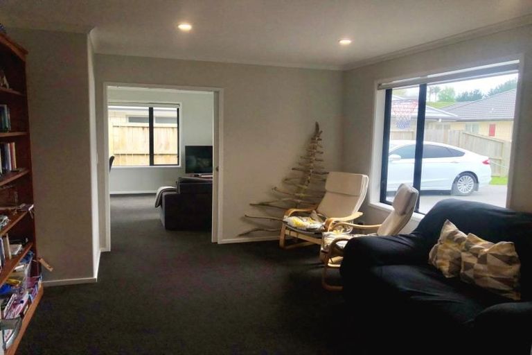 Photo of property in 18 Oolong Court, Huntington, Hamilton, 3210