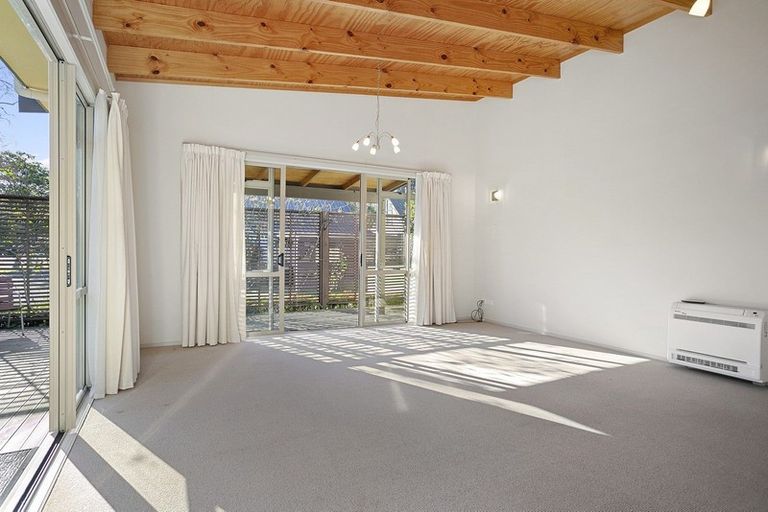 Photo of property in 27c Hamilton Road, Cambridge, 3434