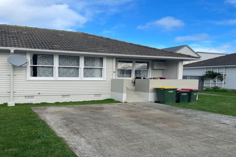 Photo of property in Barber Grove, Moera, Lower Hutt, 5010