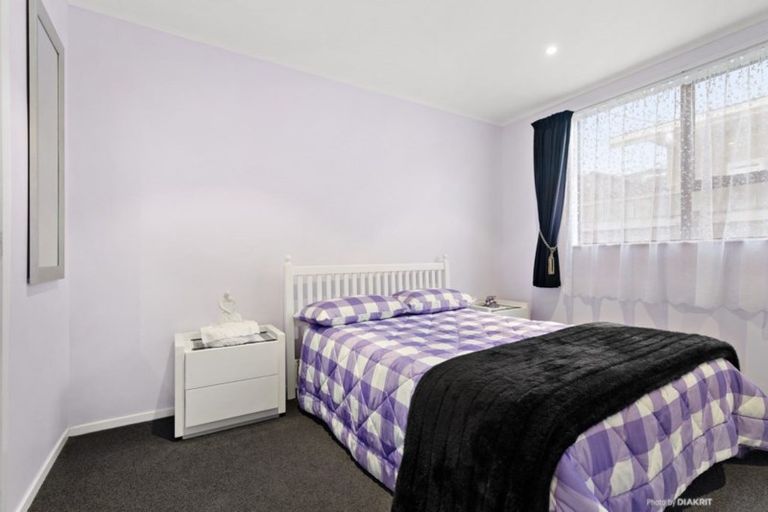 Photo of property in 6 Rua Street, Lyall Bay, Wellington, 6022