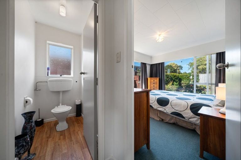 Photo of property in 19 Bronte Place, Whalers Gate, New Plymouth, 4310