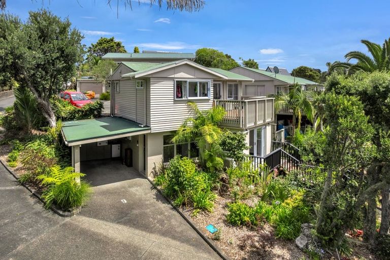 Photo of property in 9/37 Waipa Street, Birkenhead, Auckland, 0626