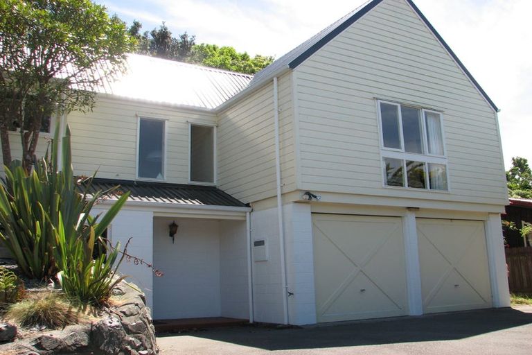 Photo of property in 26 Amapur Drive, Khandallah, Wellington, 6035