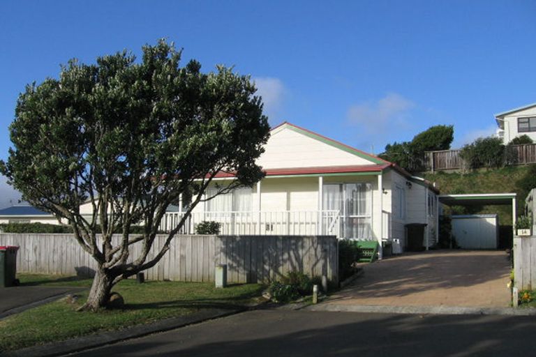 Photo of property in 14 Pelorous Street, Paparangi, Wellington, 6037