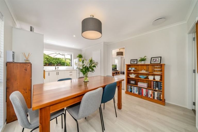 Photo of property in 76 Field Street, Silverstream, Upper Hutt, 5019