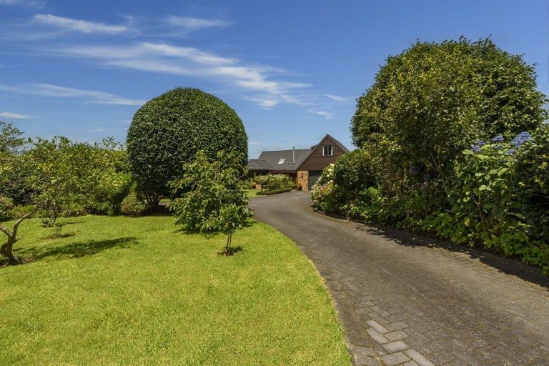 Photo of property in 9 Hinewa Road, Otumoetai, Tauranga, 3110