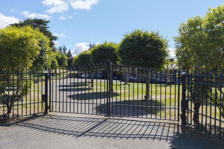 Photo of property in 164 Mapara Road, Acacia Bay, Taupo, 3385