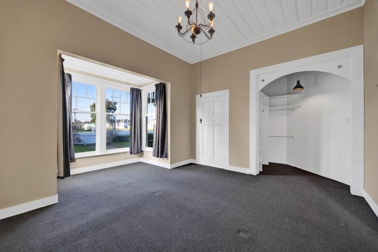 Photo of property in 120 Manawapou Road, Hawera, 4610