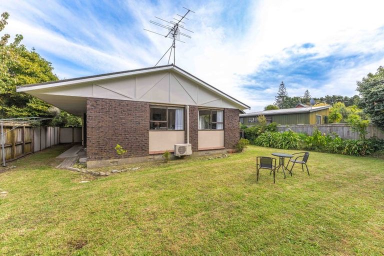 Photo of property in 2/259 Te Moana Road, Waikanae, 5036