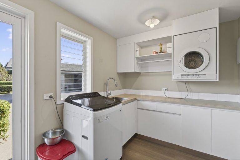 Photo of property in 50a Richmond Road, Brixton, New Plymouth, 4373