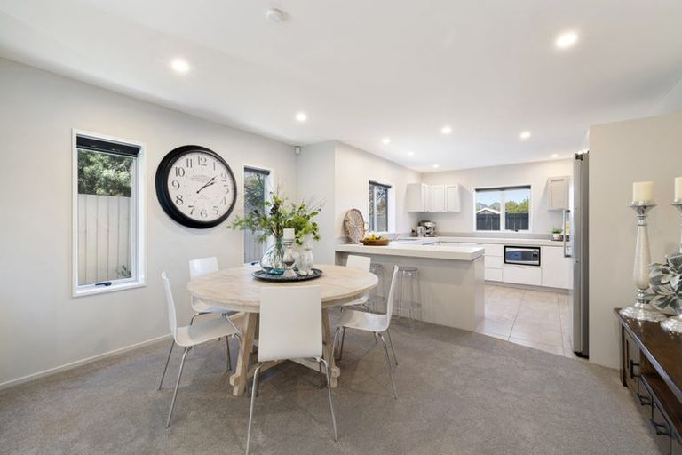 Photo of property in 165 Blighs Road, Strowan, Christchurch, 8052