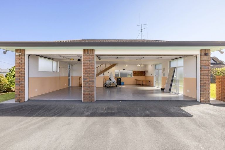 Photo of property in 100 Maxwells Road, Otumoetai, Tauranga, 3110