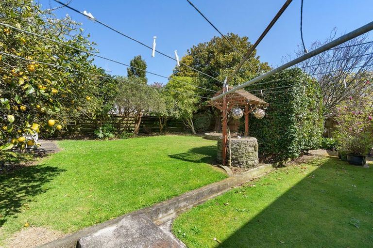 Photo of property in 2 Dee Street, Levin, 5510