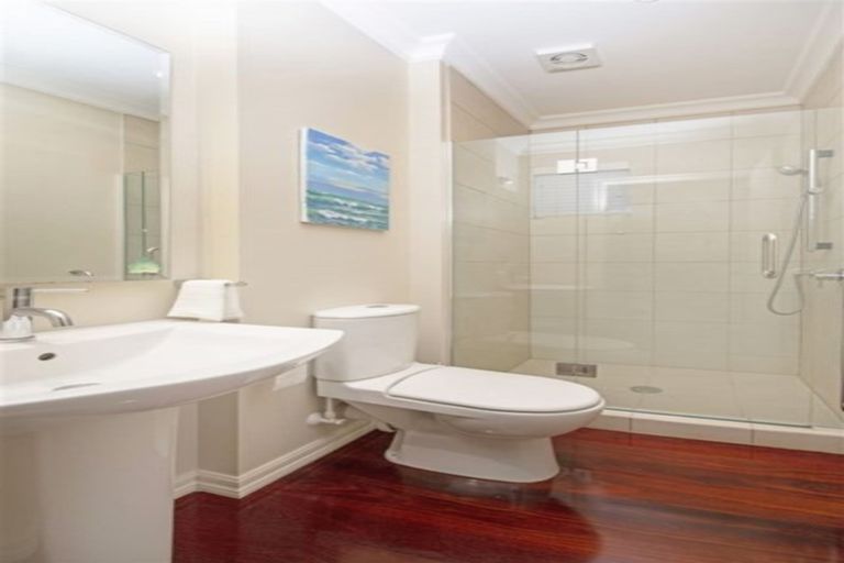 Photo of property in 26 Oliver Twist Avenue, Mellons Bay, Auckland, 2014