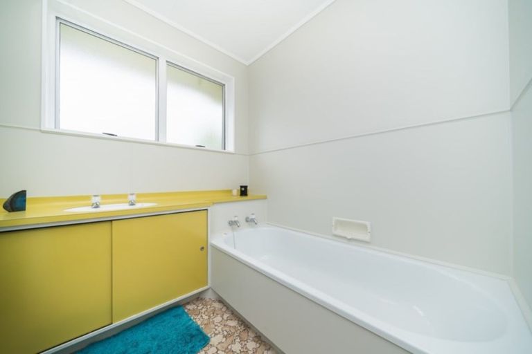 Photo of property in 26 Kennedy Avenue, Feilding, 4702