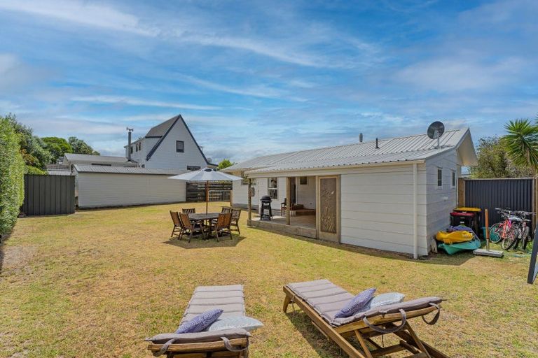 Photo of property in 208 Vista Paku, Pauanui, Hikuai, 3579