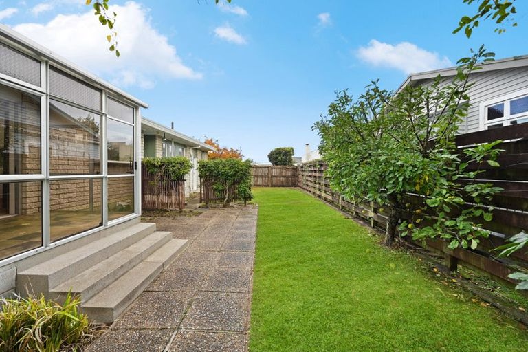 Photo of property in 15 Bains Avenue, Hamilton East, Hamilton, 3216