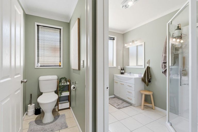 Photo of property in 6b Reid Avenue, Mosgiel, 9024