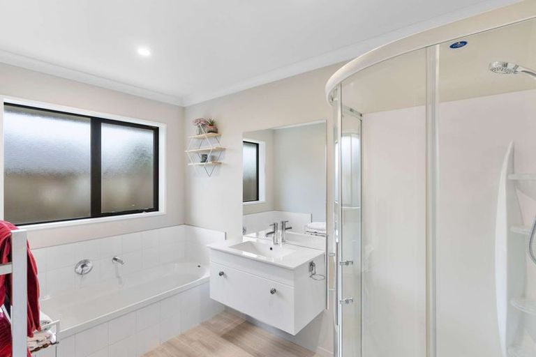 Photo of property in 31 Navy Loop, Rolleston, 7614